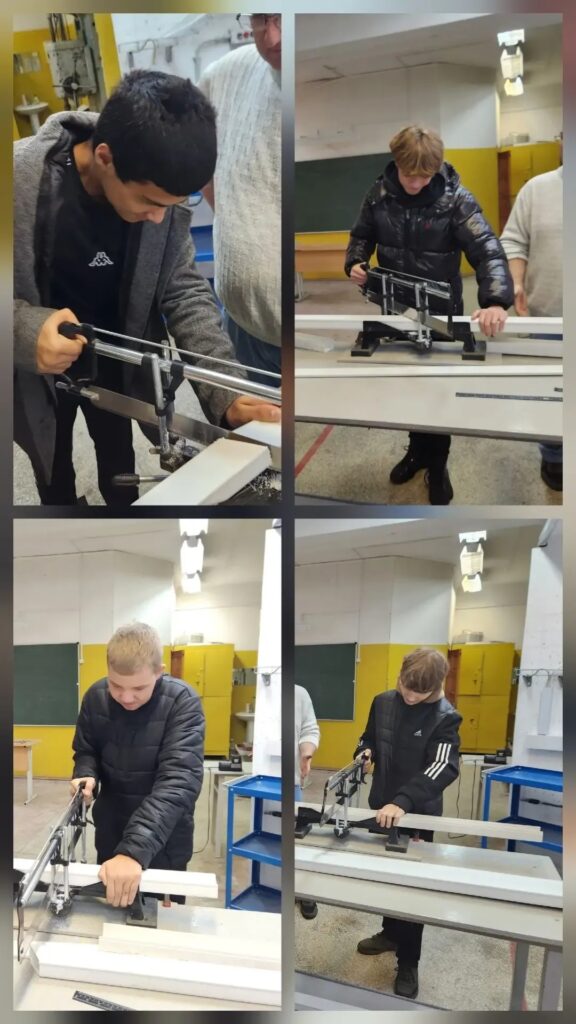 Парни со станками